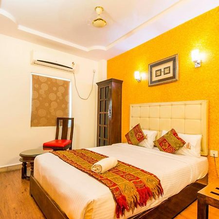 Hotel Executive Inn Виджаявада Экстерьер фото