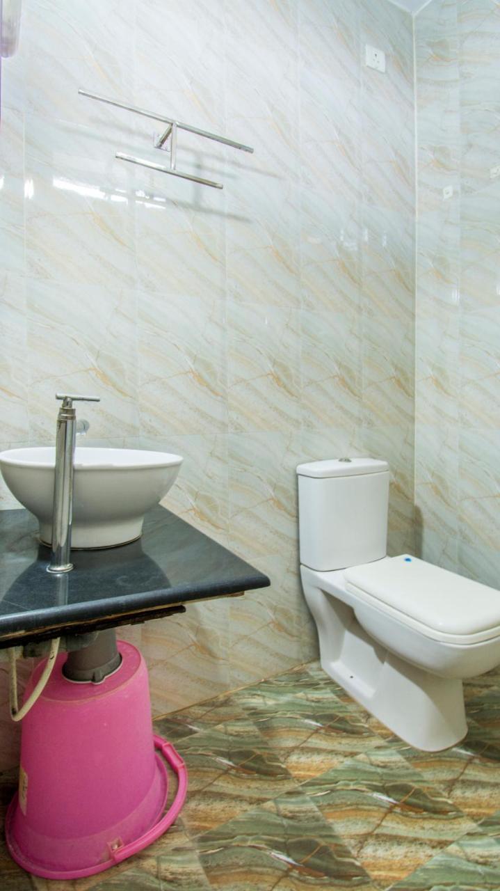 Hotel Executive Inn Виджаявада Экстерьер фото