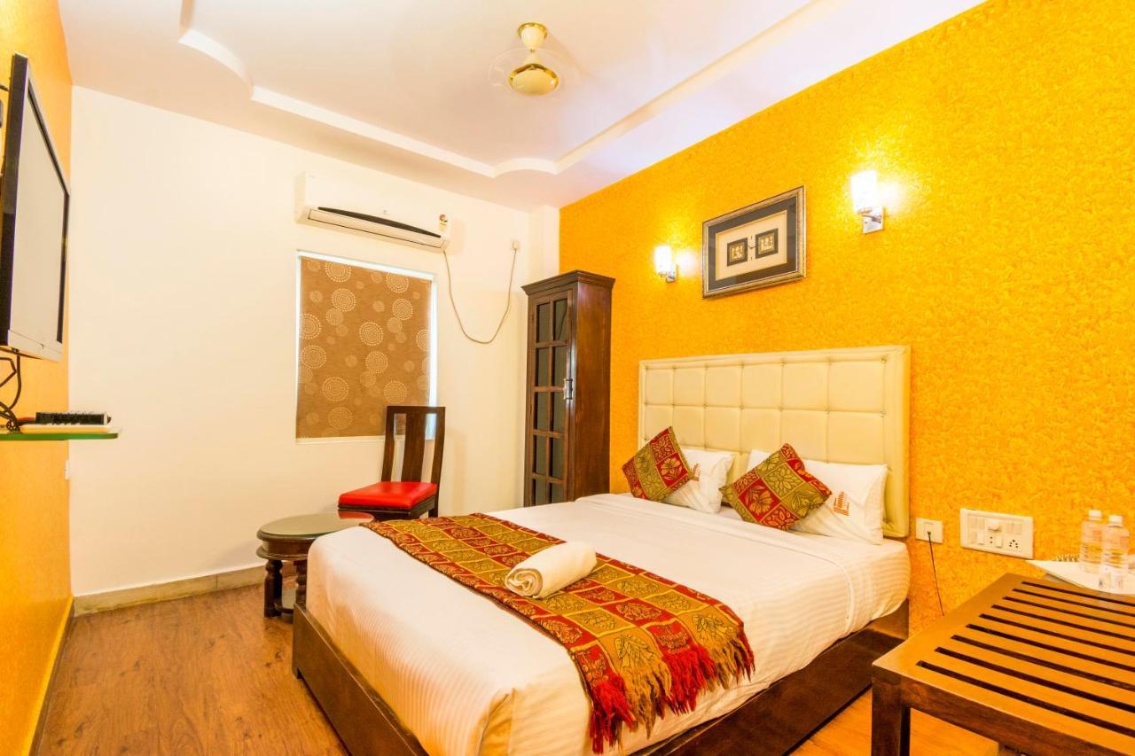 Hotel Executive Inn Виджаявада Экстерьер фото